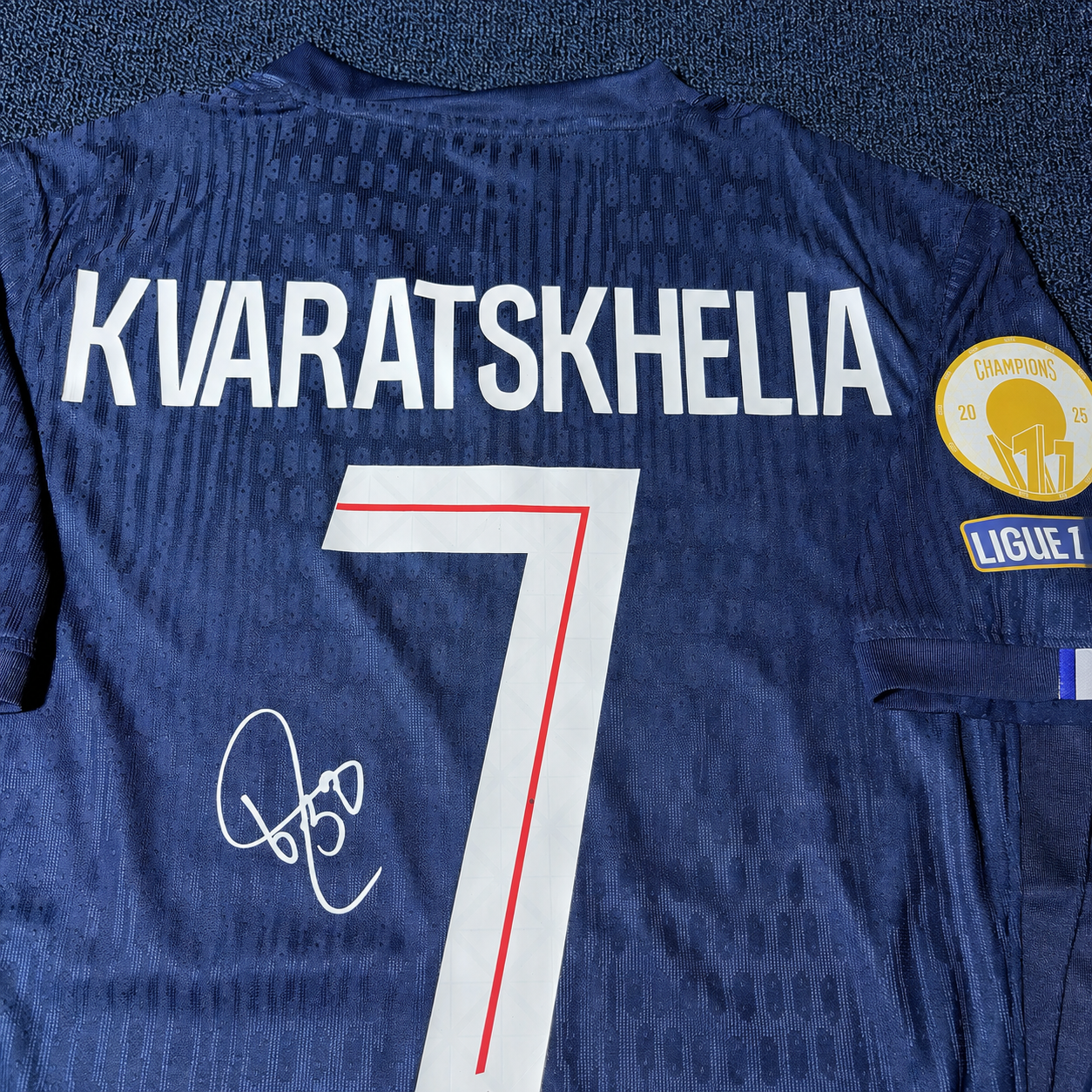 Khvicha Kvaratskhelia Signed Paris Saint-Germain 2025/26 Home Shirt